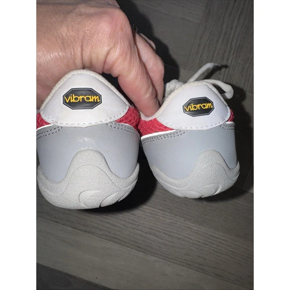 Vibram Five Finger Minimalist Hot Pink And Gray Kids Shoes Jr Size 36